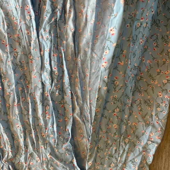 Light Blue Floral Maxi Skirt - Picture 8 of 9